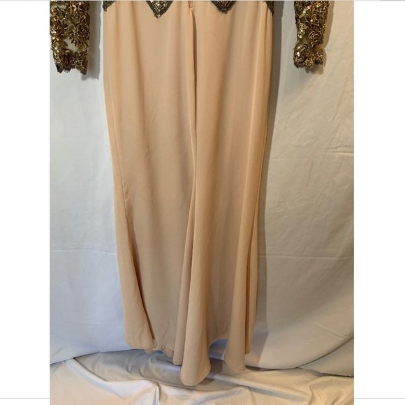 NEW Tadashi Shoji Long Sleeve Embroidered Sequin Crepe‎ Gown [SZ 2 ] - Picture 11 of 14